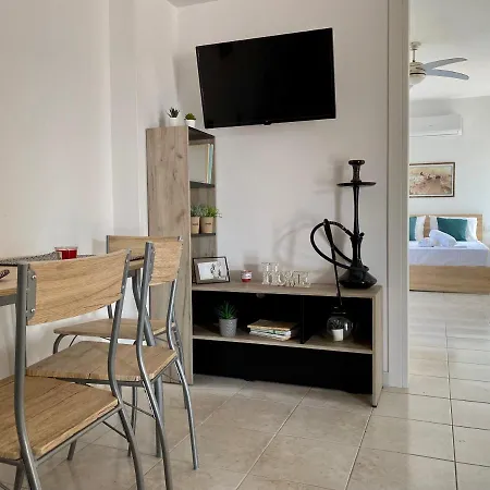 Hébergement de vacances Peaceful Apartment, In The Nature, With Yard 