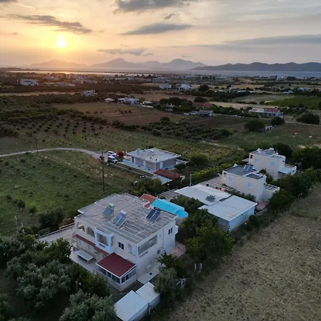 Peaceful In Nature, With Yard - El Greco No 3 Σπίτι διακοπών